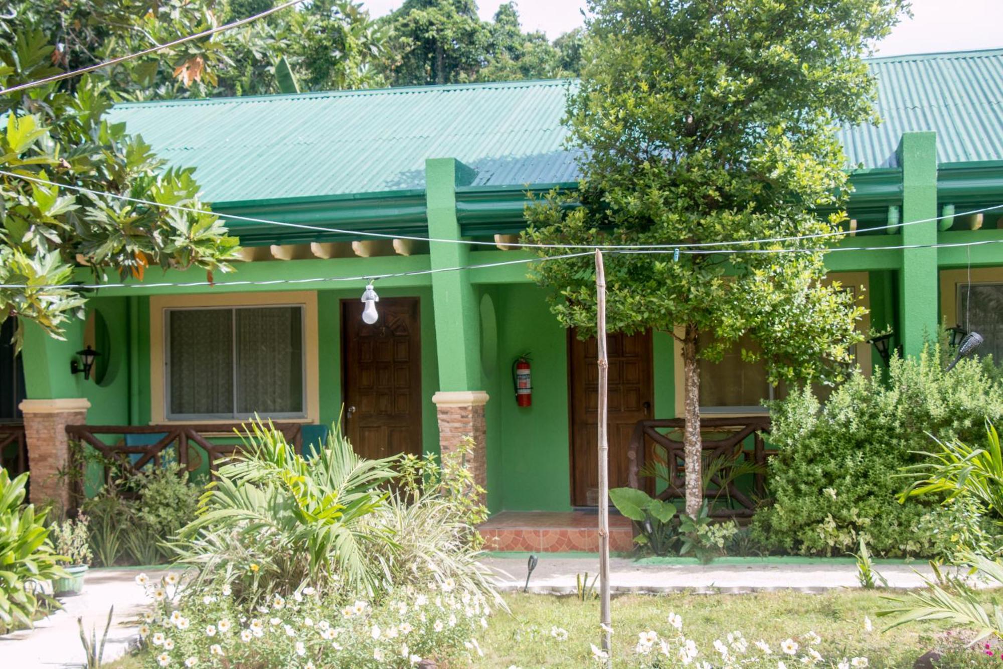 Moonlight Resort Pulau Malapascua Bagian luar foto